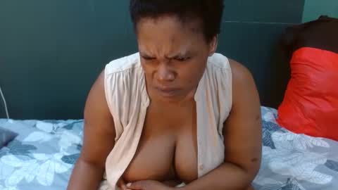 Longlip30 online show from February 20, 2026, 6:26 am