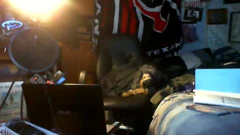 Snapshot of longloadedtx chatting on December 3, 2025, 1:57 am Mr. FogoDeChao online show from December 3, 2025, 1:57 am