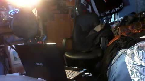 Snapshot of longloadedtx chatting on December 3, 2025, 7:34 pm Mr. FogoDeChao online show from December 3, 2025, 7:34 pm