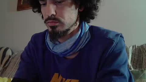 Snapshot of longnight5 chatting on December 6, 2024, 11:03 pm Alejandro Rulitos Twitter longnight55 Intagram 5longnight5 online show from December 6, 2024, 11:03 pm