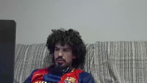 Snapshot of longnight5 chatting on January 22, 2025, 1:42 am Alejandro Rulitos Twitter longnight55 Intagram 5longnight5 online show from January 22, 2025, 1:42 am