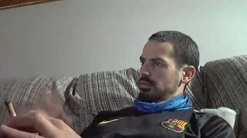 Snapshot of longnight5 chatting on December 15, 2025, 4:00 pm Alejandro Rulitos Twitter longnight55 Intagram 5longnight5 online show from December 15, 2025, 4:00 pm