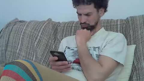 Alejandro Rulitos Twitter longnight55 Intagram 5longnight5 online show from April 28, 2026, 3:17 pm