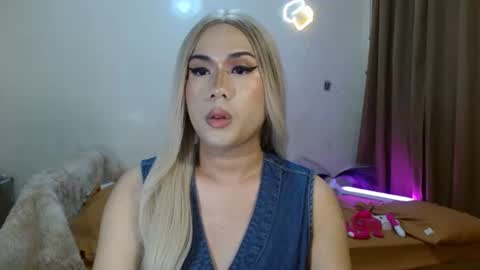 Snapshot of longoria_crawford chatting on October 18, 2025, 7:25 pm My Lover Dadddy roberto online show from October 18, 2025, 7:25 pm