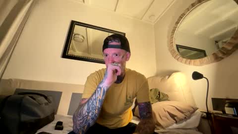 longwalksonthebeach69 online show from March 6, 2026, 8:11 am