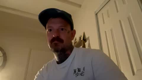 longwalksonthebeach69 online show from March 9, 2026, 10:52 am