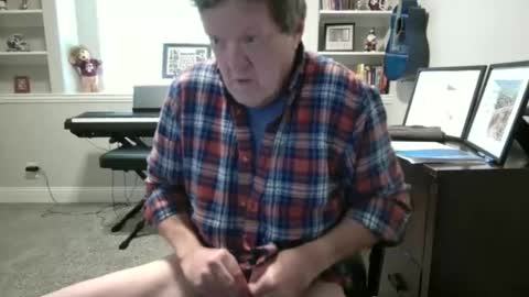 Snapshot of lonlynude chatting on April 2, 2026, 10:40 pm lonlynude online show from April 2, 2026, 10:40 pm