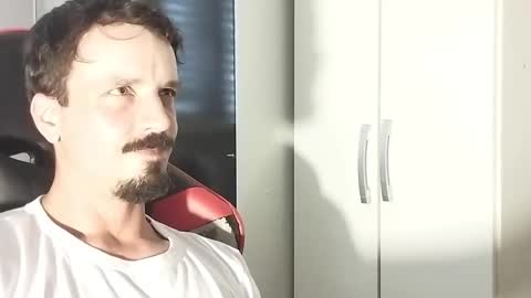 Lucas online show from February 21, 2025, 2:16 pm