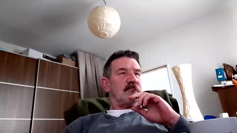 lookercgn online show from April 13, 2026, 8:53 am