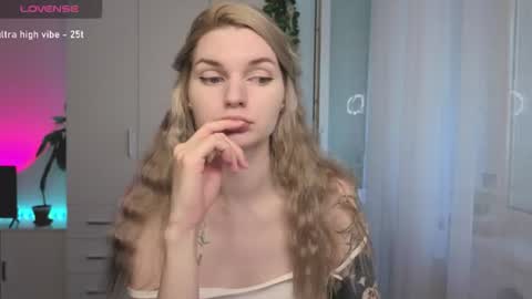 Luna online show from July 1, 2026, 4:25 am