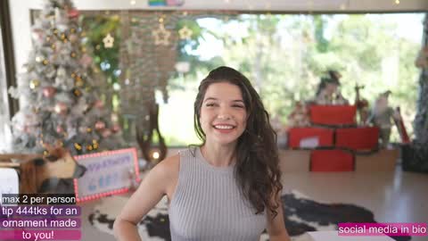 Snapshot of loollypop24 chatting on December 7, 2024, 5:09 pm Chaturbatexxjessica online show from December 7, 2024, 5:09 pm