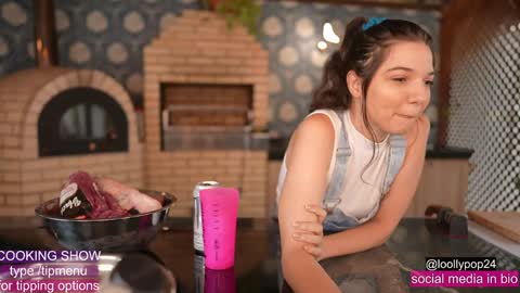 Snapshot of loollypop24 chatting on September 14, 2025, 6:40 pm Chaturbatexxjessica online show from September 14, 2025, 6:40 pm