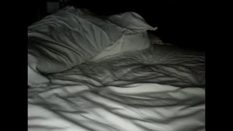 Snapshot of loose565 chatting on February 11, 2026, 12:15 am loose565 online show from February 11, 2026, 12:15 am