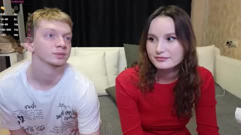 Jean and Isa right couple Mark and Eva left couple online show from March 8, 2025, 9:06 am