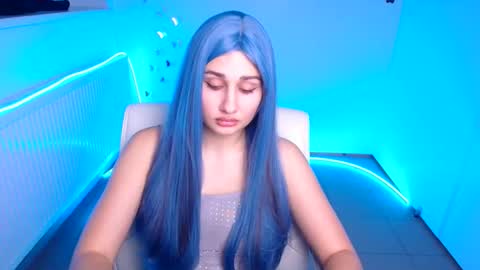 Lora online show from October 22, 2025, 5:19 am