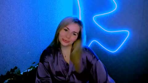 Lora online show from February 13, 2026, 3:13 am