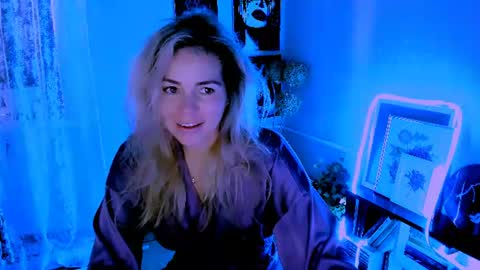 Snapshot of loraboyar chatting on June 15, 2026, 2:36 am Lora online show from June 15, 2026, 2:36 am