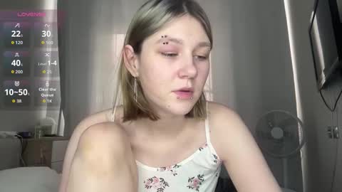 Lora online show from March 18, 2026, 7:11 am