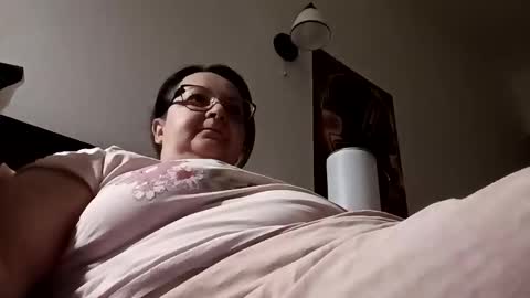 Snapshot of loraflame chatting on January 3, 2025, 7:07 pm Lora online show from January 3, 2025, 7:07 pm