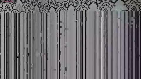 Snapshot of lorasinclare chatting on April 29, 2026, 7:12 am Queen LoraSinClare online show from April 29, 2026, 7:12 am