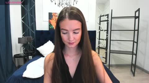 Snapshot of lorasunny chatting on November 19, 2025, 7:41 am Ur sensual Lora online show from November 19, 2025, 7:41 am