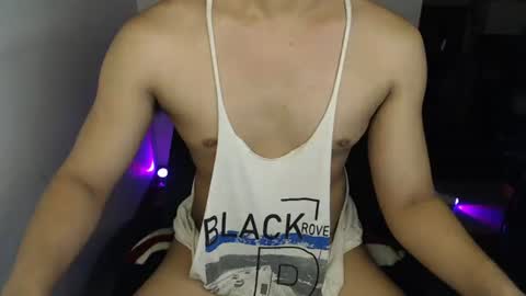 Snapshot of lord_of_cum69 chatting on June 21, 2026, 1:52 am Macky online show from June 21, 2026, 1:52 am