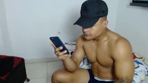 Dominic online show from October 11, 2025, 4:49 pm