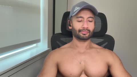 Snapshot of lordcalepecs chatting on May 24, 2026, 10:59 pm Cale online show from May 24, 2026, 10:59 pm