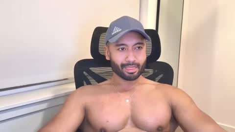 Snapshot of lordcalepecs chatting on May 31, 2026, 8:43 am Cale online show from May 31, 2026, 8:43 am