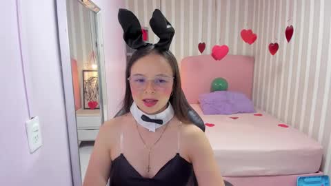 lorelaigiven online show from March 16, 2026, 12:31 pm