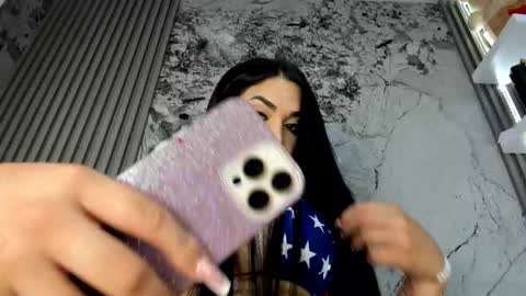 Snapshot of loren_baker chatting on November 26, 2025, 11:11 am Doll Queen online show from November 26, 2025, 11:11 am