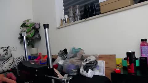 Hi Im Lorena an independent model Im waiting for you for any craziness you dream of... online show from February 27, 2026, 10:26 am