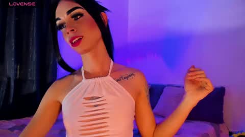 Snapshot of lorena_capelli_ chatting on February 25, 2025, 11:33 pm lesly lorena online show from February 25, 2025, 11:33 pm