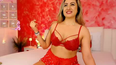 Snapshot of lorenafire chatting on July 16, 2026, 4:18 am lorenafire online show from July 16, 2026, 4:18 am