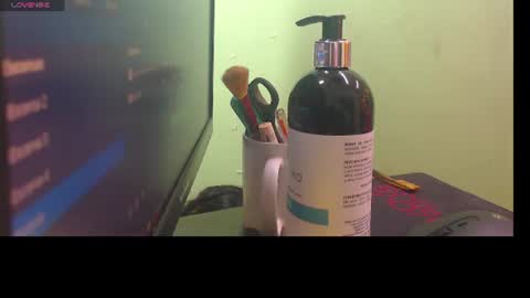 Snapshot of lorenapinto_ chatting on June 27, 2026, 7:52 pm lore online show from June 27, 2026, 7:52 pm