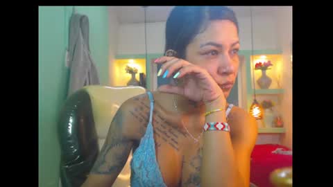Snapshot of lorenapinto_ chatting on July 8, 2026, 12:04 am lore online show from July 8, 2026, 12:04 am