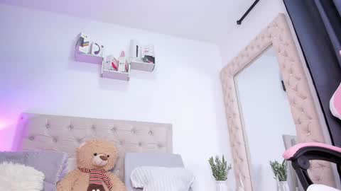 Snapshot of lorennahernandez chatting on September 20, 2025, 11:22 am Lorena online show from September 20, 2025, 11:22 am