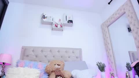 Lorena online show from February 24, 2026, 11:30 am