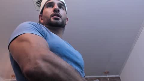 Snapshot of lorenzo_walker_ chatting on March 8, 2025, 5:33 pm L O R E N Z O Thumbs Up help online show from March 8, 2025, 5:33 pm