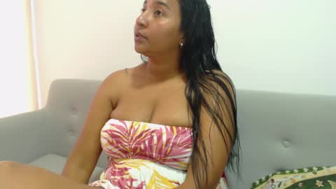 Snapshot of loretta_ chatting on December 2, 2024, 6:10 pm Loretta Gmez online show from December 2, 2024, 6:10 pm