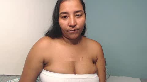Snapshot of loretta_ chatting on May 6, 2026, 9:09 pm Loretta Gmez online show from May 6, 2026, 9:09 pm