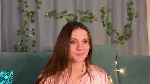 Snapshot of lorettadunnelli chatting on October 3, 2025, 6:38 pm Chloe for Fan BlackHole online show from October 3, 2025, 6:38 pm