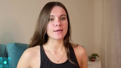 Snapshot of lorettadunnelli chatting on October 12, 2025, 5:23 pm Chloe for Fan BlackHole online show from October 12, 2025, 5:23 pm