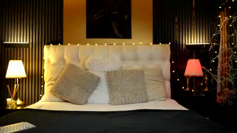 LoretteLorena online show from June 19, 2026, 4:06 am