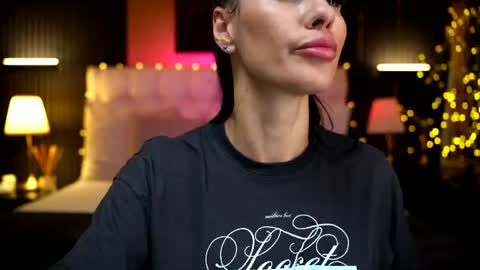 LoretteLorena online show from July 26, 2026, 4:31 am