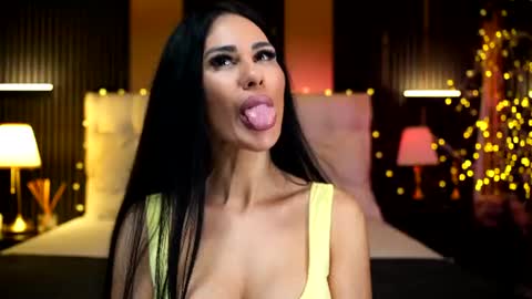 LoretteLorena online show from July 29, 2026, 4:21 am
