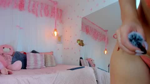 Snapshot of lori_evans1 chatting on January 18, 2026, 3:54 am Lori Evans online show from January 18, 2026, 3:54 am