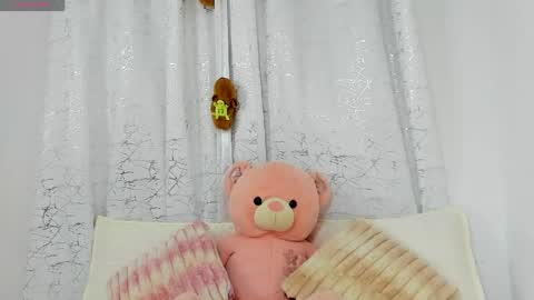 Snapshot of lori_evans1 chatting on June 6, 2026, 4:28 am Lori Evans online show from June 6, 2026, 4:28 am