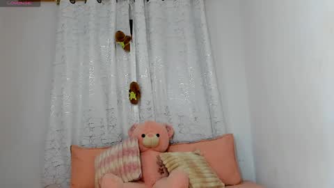 Snapshot of lori_evans1 chatting on June 7, 2026, 2:59 am Lori Evans online show from June 7, 2026, 2:59 am