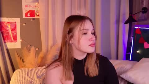 Lori online show from February 16, 2025, 12:41 am